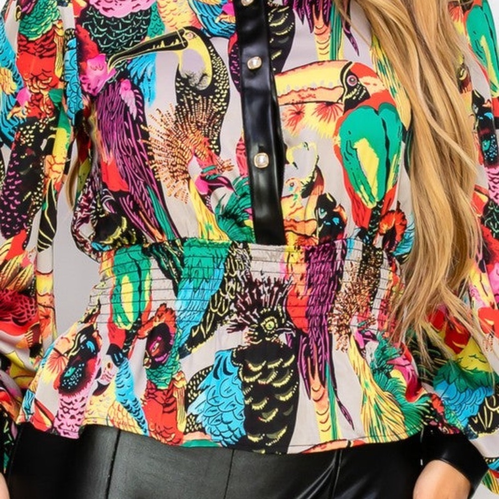 NWT Printed Multi color Sleeve blouse top - Picture 3 of 4